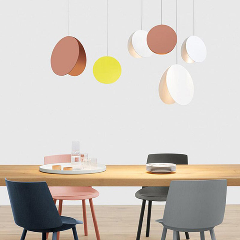 Shell Inspired Round Pendant Lamp Macaron Style Metal 1-Light Diner Ceiling Light Clearhalo 'Ceiling Lights' 'Modern Pendants' 'Modern' 'Pendant Lights' 'Pendants' Lighting' 2593285