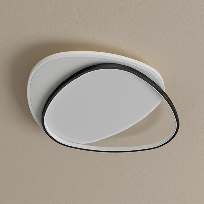 Triangle Flush Mount Ceiling Light Fixture Contemporary Metal Ceiling Mount Chandelier for Balcony Clearhalo 'Ceiling Lights' 'Close To Ceiling Lights' 'Lighting' 2605739