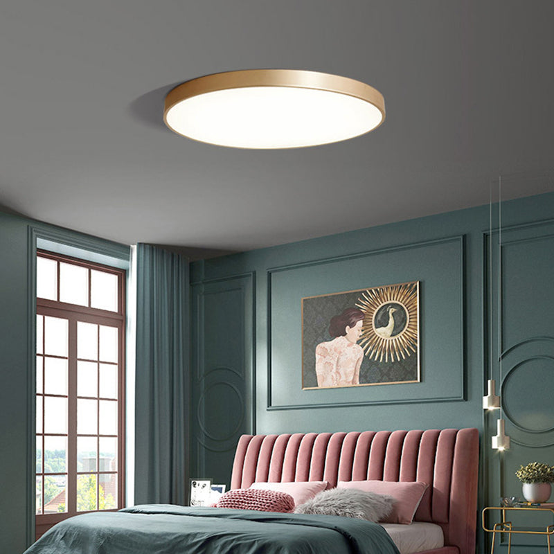 Gold Metal Circular Flush mount Ceiling Lamp Modern Style LED Flush Mount Lighting for Bedroom Clearhalo 'Ceiling Lights' 'Close To Ceiling Lights' 'Lighting' 2609738