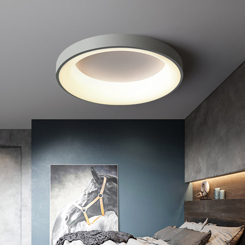 Metal Circular Flush mount Ceiling Lamp Nordic Style LED Flush Mount Lighting for Bedroom Clearhalo 'Ceiling Lights' 'Close To Ceiling Lights' 'Lighting' 2609775