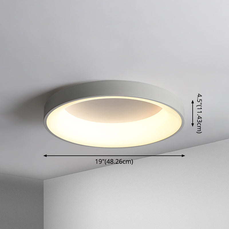 Metal Circular Flush mount Ceiling Lamp Nordic Style LED Flush Mount Lighting for Bedroom Clearhalo 'Ceiling Lights' 'Close To Ceiling Lights' 'Lighting' 2609785