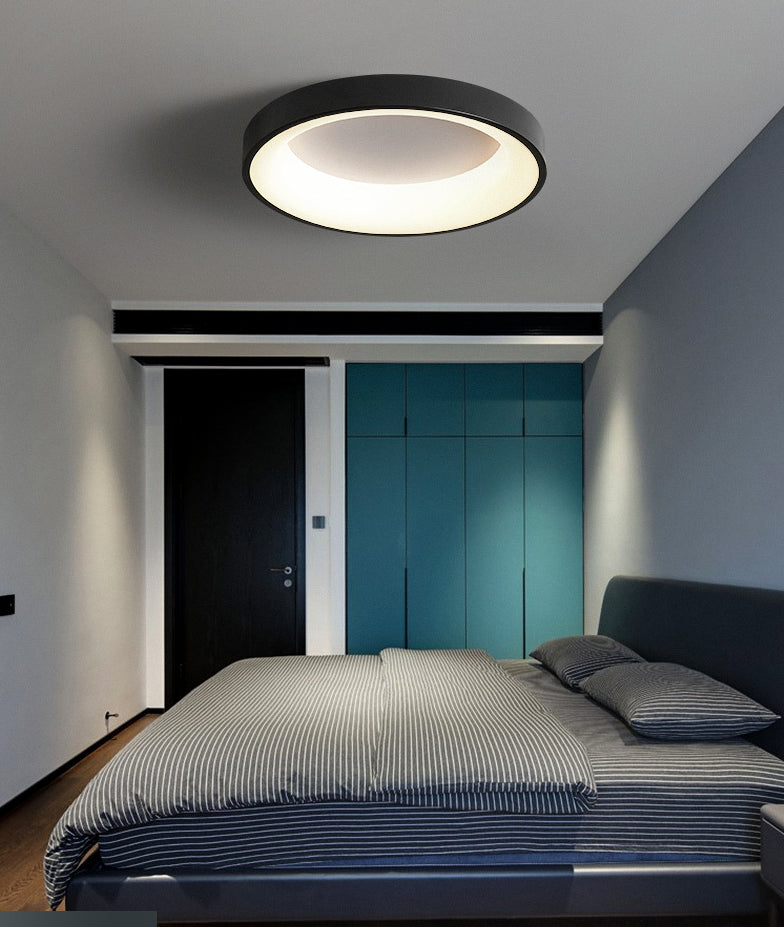 Metal Circular Flush mount Ceiling Lamp Nordic Style LED Flush Mount Lighting for Bedroom Clearhalo 'Ceiling Lights' 'Close To Ceiling Lights' 'Lighting' 2609788