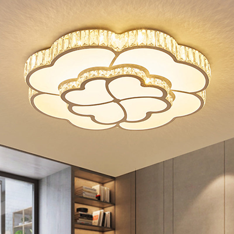 19.5"/23.5“/31.5“ W LED Flush Ceiling Light Modern Petal Crystal Flush Mount Lighting in White for Bedroom Clearhalo 'Ceiling Lights' 'Close To Ceiling Lights' 'Close to ceiling' 'Flush mount' Lighting' 261170