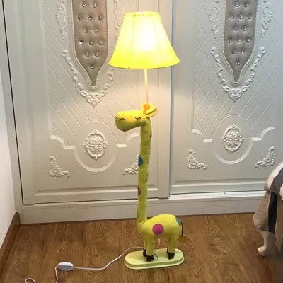 Giraffe Shaped Floor Light with Tapered Shade 1 Light Animal Fabric Floor Lamp for Bedroom Yellow Clearhalo 'Floor Lamps' 'Lamps' Lighting' 26739