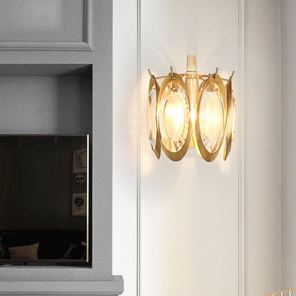 1 Bulb Brass and Crystal Wall Sconce Colonial Style Golden Oval Wall Lighting Fixture Gold Clearhalo 'Wall Lamps & Sconces' 'Wall Lights' Lighting' 268396