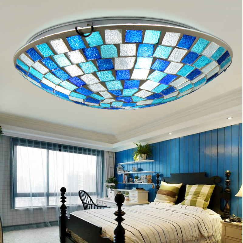 Tiffany Style 12"/16" W Round Ceiling Light Fixture Stained Glass 1 Bulb Flush Mount Ceiling Light with Shell Decor in Blue/Sky Blue Sky Blue Clearhalo 'Ceiling Lights' 'Close To Ceiling Lights' 'Close to ceiling' 'Flush mount' Lighting' 26932