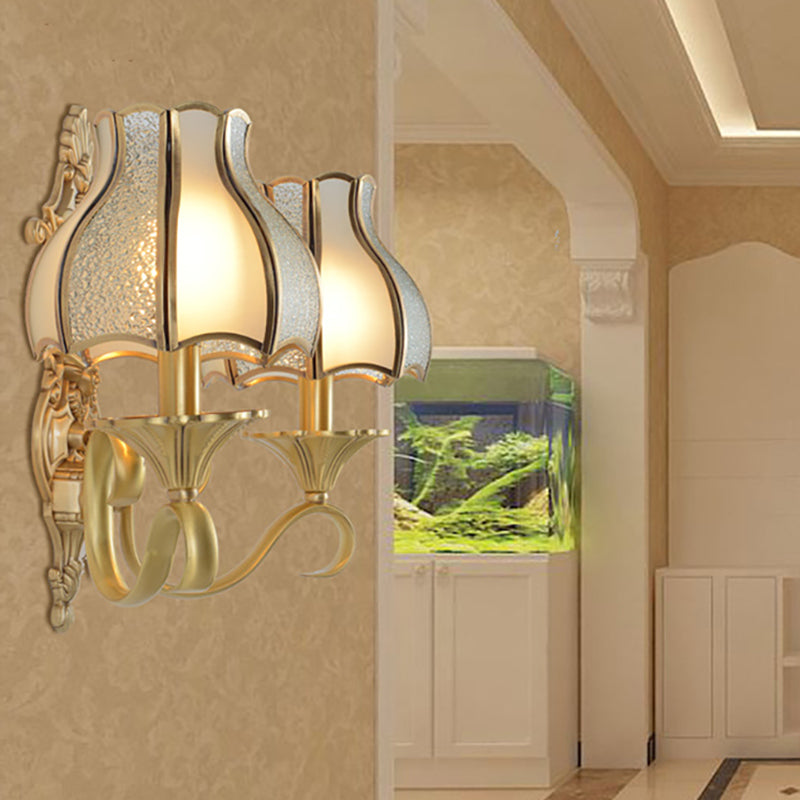 1/2 Bulbs Metal Wall Sconce Traditional Brass Scalloped Living Room Wall Light Fixture Clearhalo 'Wall Lamps & Sconces' 'Wall Lights' Lighting' 274667