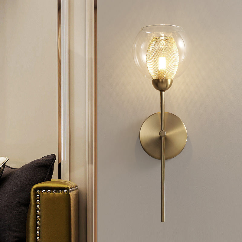 Dual Cup Shape Wall Mounted Lamp Modernist Single Clear Glass and Metallic Wall Light Sconce in Black/Gold Clearhalo 'Cast Iron' 'Glass' 'Industrial' 'Modern wall lights' 'Modern' 'Tiffany' 'Traditional wall lights' 'Wall Lamps & Sconces' 'Wall Lights' Lighting' 275196