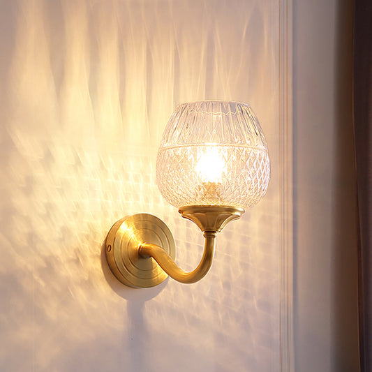 Lattice Brandy Glass Wall Sconce Contemporary Single Brass Wall Mounted Lamp with Curved Arm Clearhalo 'Cast Iron' 'Glass' 'Industrial' 'Modern wall lights' 'Modern' 'Tiffany' 'Traditional wall lights' 'Wall Lamps & Sconces' 'Wall Lights' Lighting' 275474