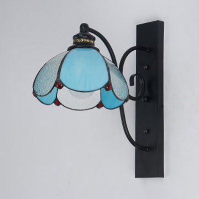 Tiffany Scalloped Wall Mount Light with Rectangle Backplate Stained Glass 3 Lights Sconce Lighting in White/Clear/Blue Clearhalo 'Cast Iron' 'Glass' 'Industrial' 'Middle century wall lights' 'Modern' 'Tiffany wall lights' 'Tiffany' 'Traditional wall lights' 'Wall Lamps & Sconces' 'Wall Lights' Lighting' 27896