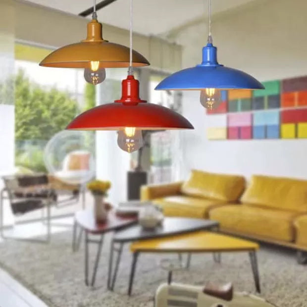 Green/Red 1 Light Ceiling Light Fixture Vintage Stylish Metal Saucer Shade Pendant Lighting over Table Clearhalo 'Art Deco Pendants' 'Cast Iron' 'Ceiling Lights' 'Ceramic' 'Crystal' 'Industrial Pendants' 'Industrial' 'Metal' 'Middle Century Pendants' 'Pendant Lights' 'Pendants' 'Tiffany' Lighting' 2794