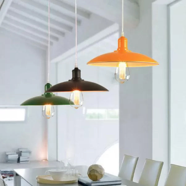 Green/Red 1 Light Ceiling Light Fixture Vintage Stylish Metal Saucer Shade Pendant Lighting over Table Clearhalo 'Art Deco Pendants' 'Cast Iron' 'Ceiling Lights' 'Ceramic' 'Crystal' 'Industrial Pendants' 'Industrial' 'Metal' 'Middle Century Pendants' 'Pendant Lights' 'Pendants' 'Tiffany' Lighting' 2798