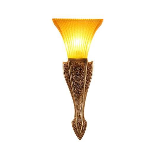 Yellow Glass Flared Wall Light Modern Style 1 Light Living Room Sconce Light Fixture in Gold, 9"/12" Wide Clearhalo 'Wall Lamps & Sconces' 'Wall Lights' Lighting' 282006