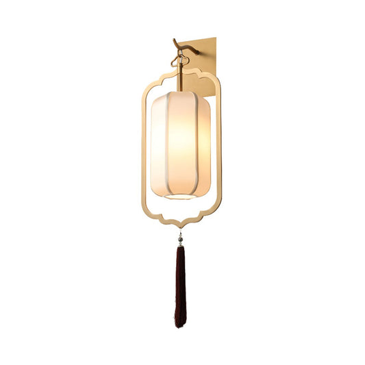 Metal Lantern Sconce Light Traditional Style 1 Light Bedside Wall Mount Lamp in Gold Gold Clearhalo 'Wall Lamps & Sconces' 'Wall Lights' Lighting' 285343