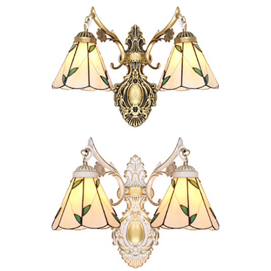 Leaf Wall Lighting Vintage Traditional Stained Glass 2 Heads Wall Mount Light in White/Antique Brass for Bedroom Clearhalo 'Industrial' 'Middle century wall lights' 'Tiffany wall lights' 'Tiffany' 'Wall Lamps & Sconces' 'Wall Lights' Lighting' 29061