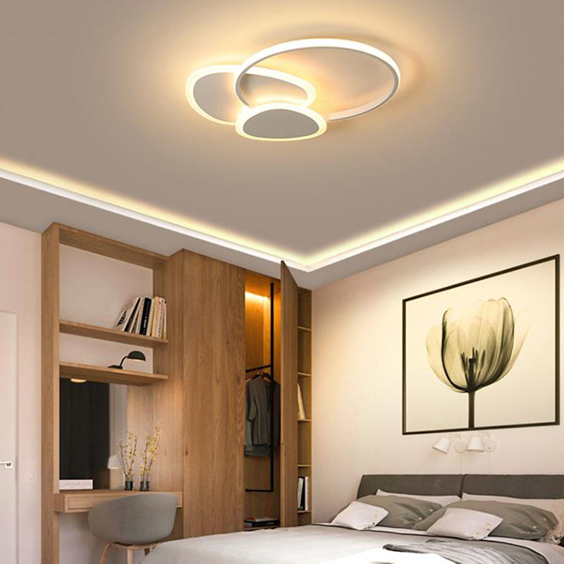 Flaky Triangle Ceiling Lighting Modern Stylish Acrylic 16"/18" W LED Flush Mount Lamp in White/Coffee Clearhalo 'Ceiling Lights' 'Close To Ceiling Lights' 'Close to ceiling' 'Flush mount' Lighting' 291598