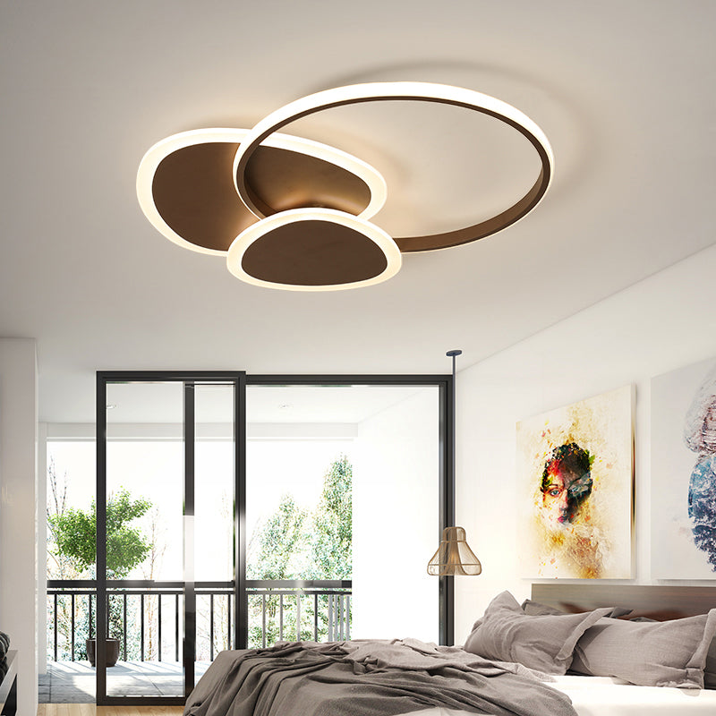 Flaky Triangle Ceiling Lighting Modern Stylish Acrylic 16"/18" W LED Flush Mount Lamp in White/Coffee Clearhalo 'Ceiling Lights' 'Close To Ceiling Lights' 'Close to ceiling' 'Flush mount' Lighting' 291604