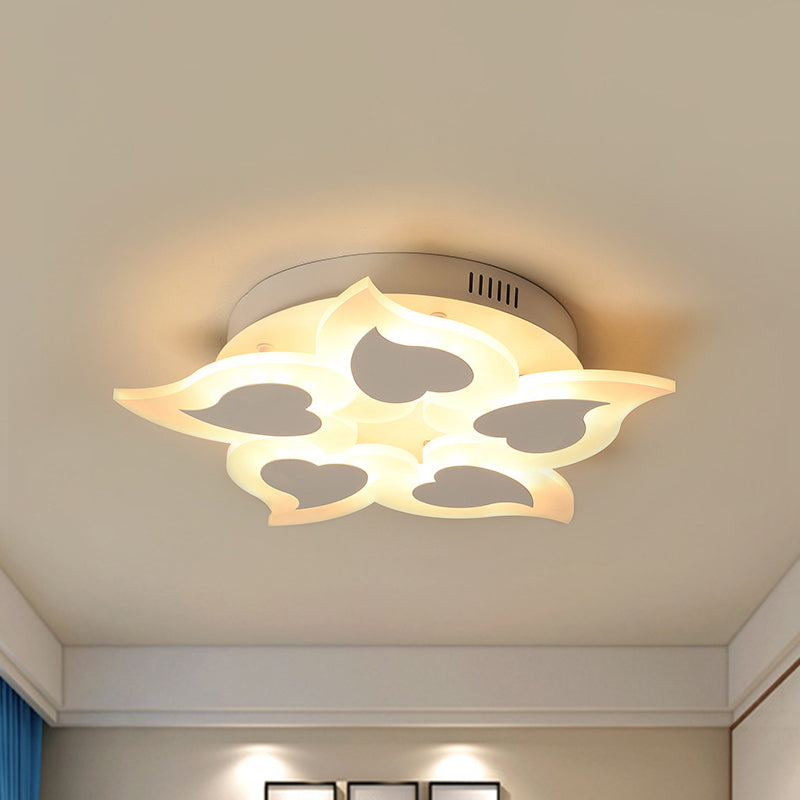 Heart Acrylic Ceiling Mounted Light Simple White LED Flush Light Fixture in Warm Light/White Light/Remote Control Stepless Dimming, 18"/23" Wide Clearhalo 'Ceiling Lights' 'Close To Ceiling Lights' 'Close to ceiling' 'Flush mount' Lighting' 292079