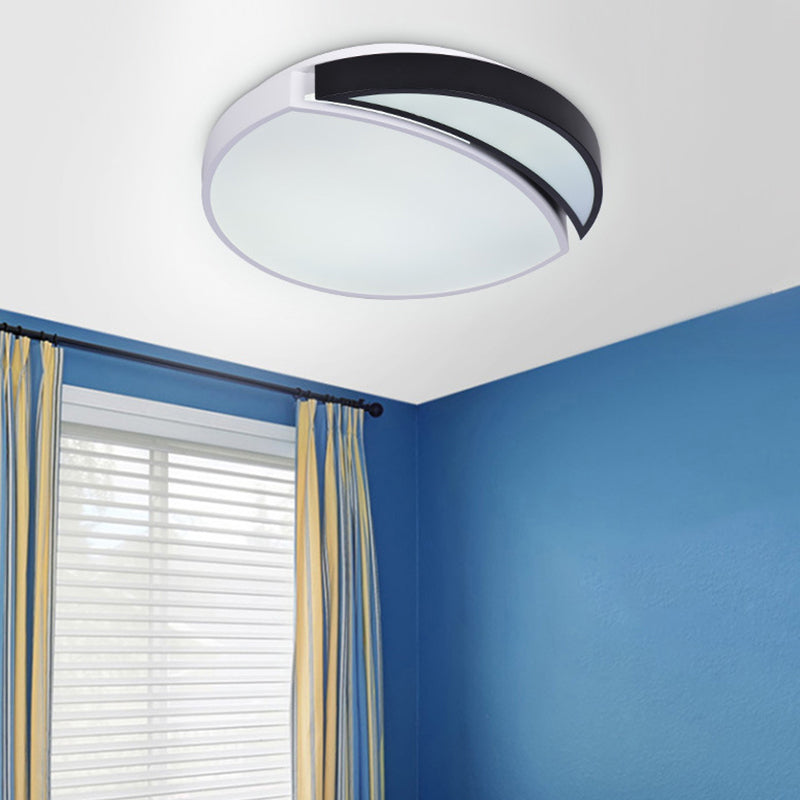 LED Round Ceiling Flush Light Modernist Acrylic Black and White Flushmount Lighting in Warm/White/3 Color Light Black-White White Clearhalo 'Ceiling Lights' 'Close To Ceiling Lights' 'Close to ceiling' 'Flush mount' Lighting' 292235