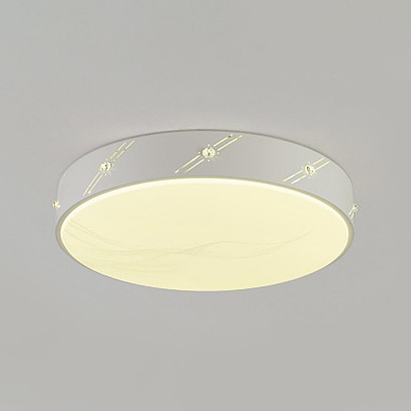 Round Ceiling Light Fixture Simple Metal White LED Flush Mount with Acrylic Diffuser for Bedroom Clearhalo 'Ceiling Lights' 'Close To Ceiling Lights' 'Close to ceiling' 'Flush mount' Lighting' 294600