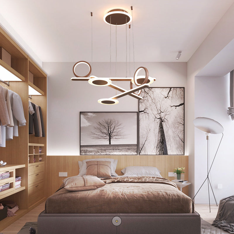 Coffee Ring Pendant Chandelier Contemporary Acrylic LED Suspension Light in Warm/White Light, 31.5"/39" Wide Clearhalo 'Ceiling Lights' 'Chandeliers' 'Modern Chandeliers' 'Modern' Lighting' 295173