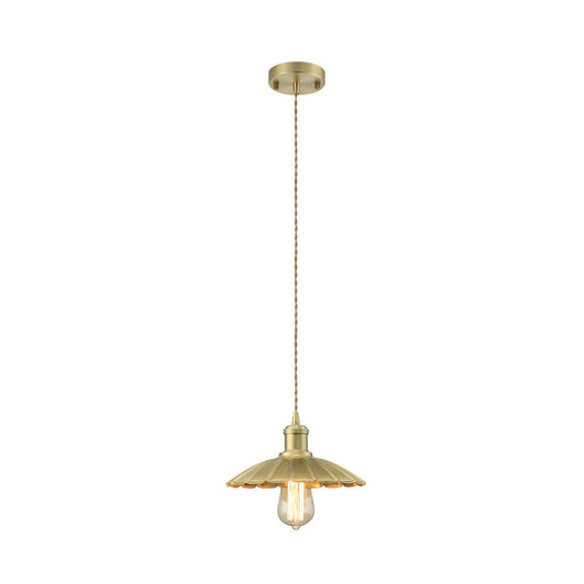 1 Light Pendant Lighting Vintage Scalloped Metal Ceiling Fixture in Brass for Dining Room Clearhalo 'Art Deco Pendants' 'Cast Iron' 'Ceiling Lights' 'Ceramic' 'Crystal' 'Industrial Pendants' 'Industrial' 'Metal' 'Middle Century Pendants' 'Pendant Lights' 'Pendants' 'Tiffany' Lighting' 314534
