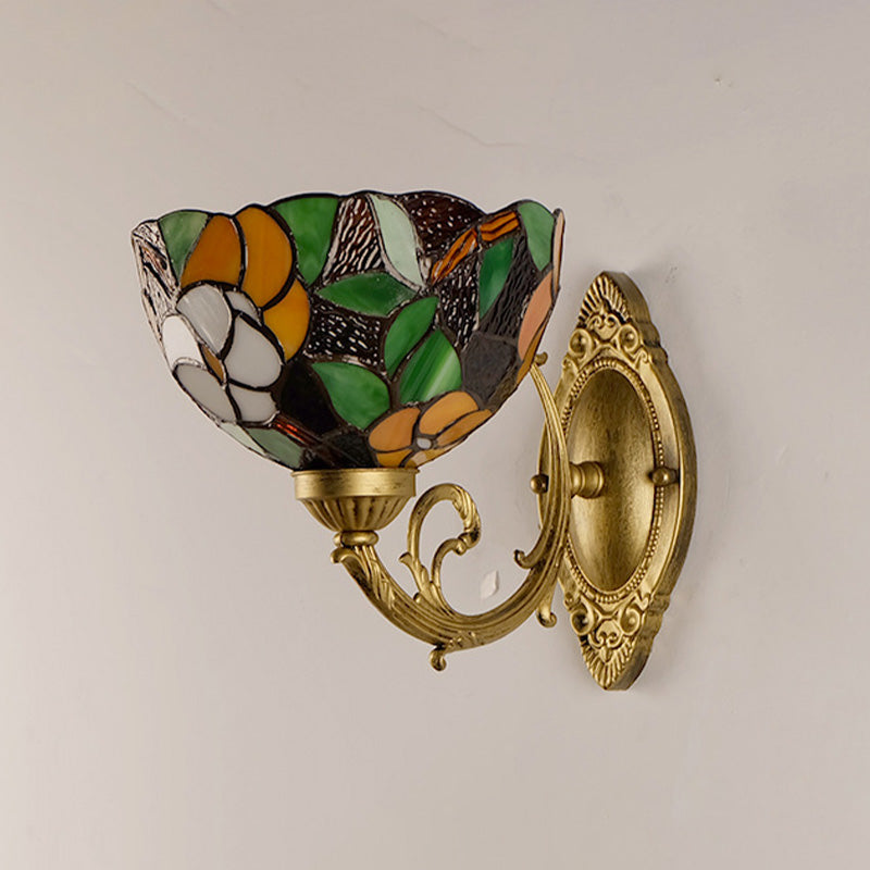 Grape/Blossom Vanity Lighting Fixture 1 Light Stained Art Glass Victorian Sconce Light in Brass for Bathroom Clearhalo 'Industrial' 'Middle century wall lights' 'Tiffany wall lights' 'Tiffany' 'Wall Lamps & Sconces' 'Wall Lights' Lighting' 316049