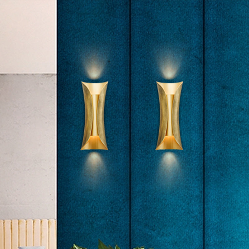 Gold Curve LED Sconce Light Modernism 2 Heads Metal Wall Lighting Fixture for Living Room Clearhalo 'Cast Iron' 'Glass' 'Industrial' 'Modern wall lights' 'Modern' 'Tiffany' 'Traditional wall lights' 'Wall Lamps & Sconces' 'Wall Lights' Lighting' 339005