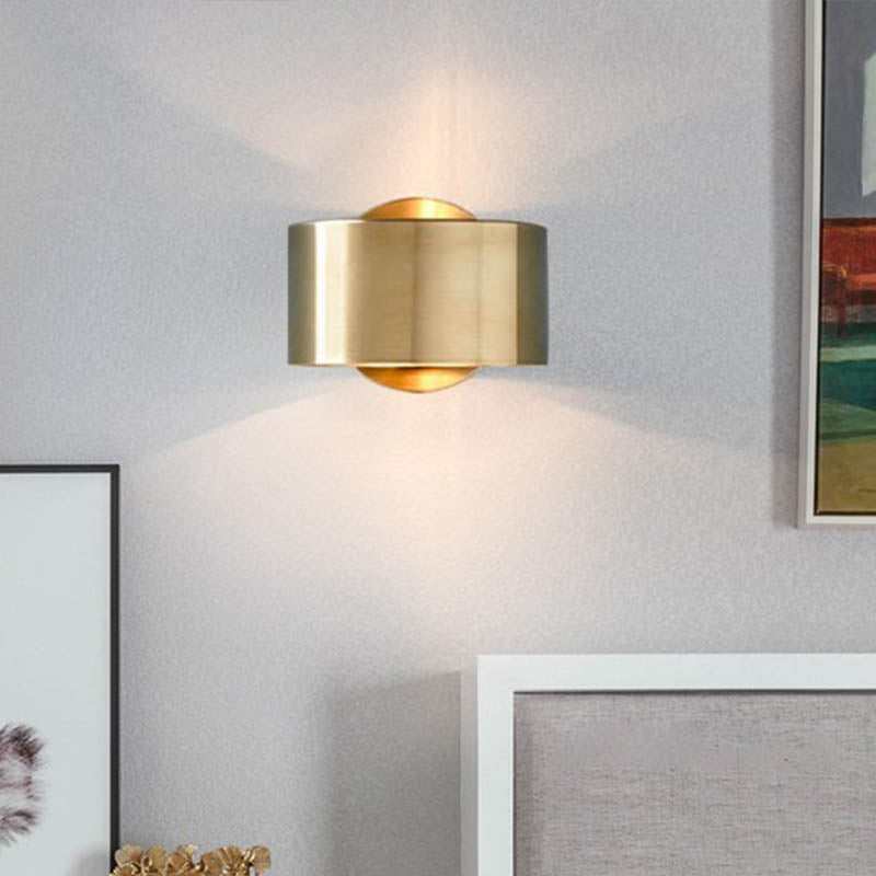 Drum Wall Mounted Light Minimalist Metal 1 Head Living Room Wall Lighting Fixture in Gold Gold Clearhalo 'Cast Iron' 'Glass' 'Industrial' 'Modern wall lights' 'Modern' 'Tiffany' 'Traditional wall lights' 'Wall Lamps & Sconces' 'Wall Lights' Lighting' 339082