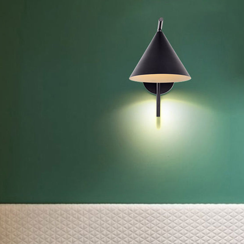 Conical Wall Sconce Lighting Contemporary Metal 1 Head Black/White/Gold Wall Light for Bedroom Clearhalo 'Cast Iron' 'Glass' 'Industrial' 'Modern wall lights' 'Modern' 'Tiffany' 'Traditional wall lights' 'Wall Lamps & Sconces' 'Wall Lights' Lighting' 339408