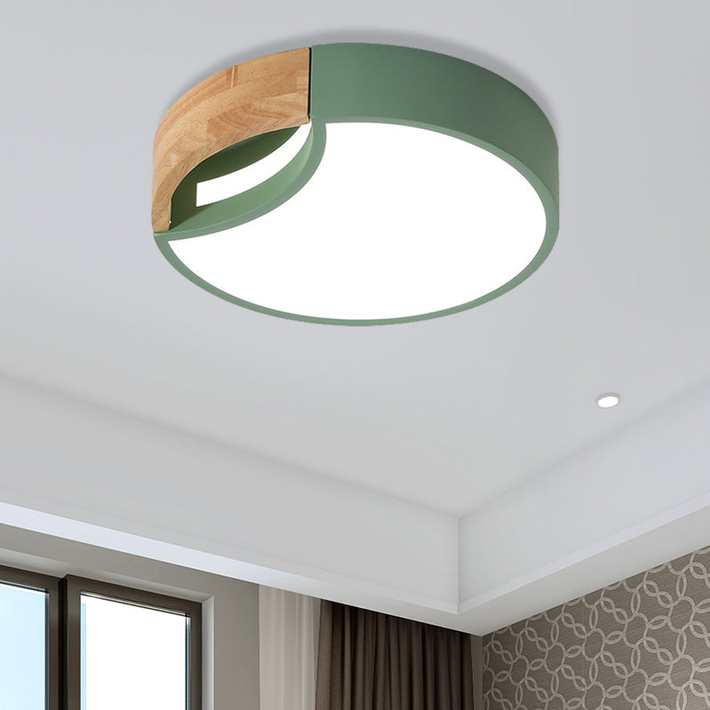 Splicing Rounded Flush Ceiling Light Nordic Iron Grey/White/Green LED Flush Mount in White Light with Wood Grip, 12"/16"/19.5" Wide Green 19.5" White Clearhalo 'Ceiling Lights' 'Close To Ceiling Lights' 'Close to ceiling' 'Flush mount' Lighting' 369711