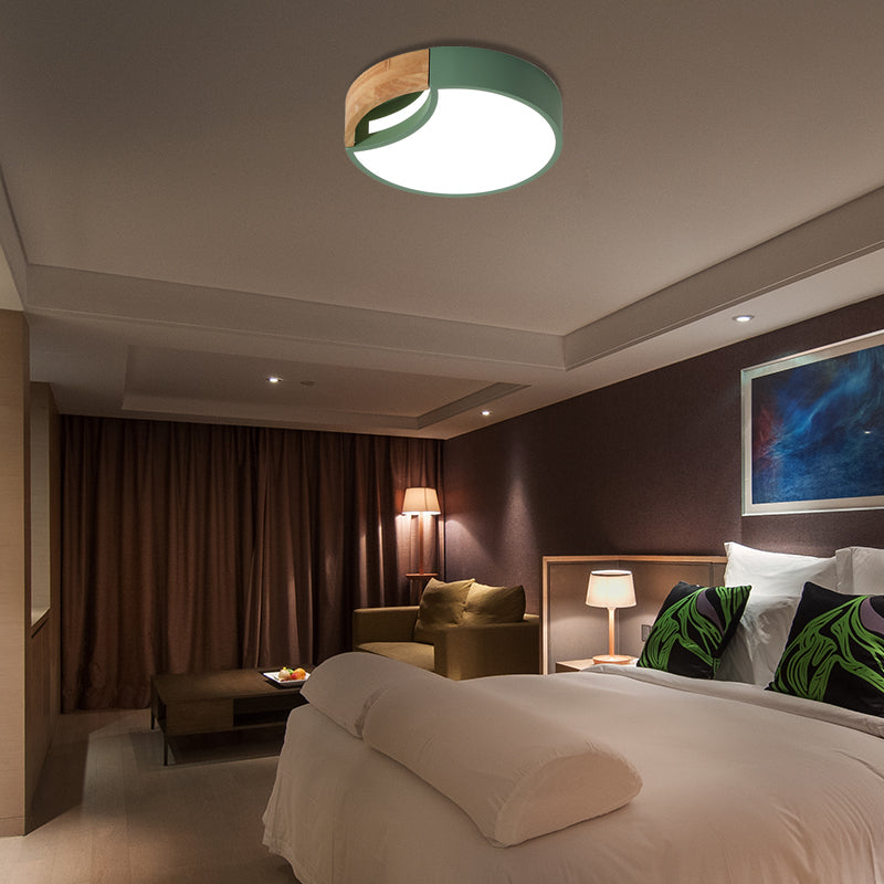 Splicing Rounded Flush Ceiling Light Nordic Iron Grey/White/Green LED Flush Mount in White Light with Wood Grip, 12"/16"/19.5" Wide Clearhalo 'Ceiling Lights' 'Close To Ceiling Lights' 'Close to ceiling' 'Flush mount' Lighting' 369712