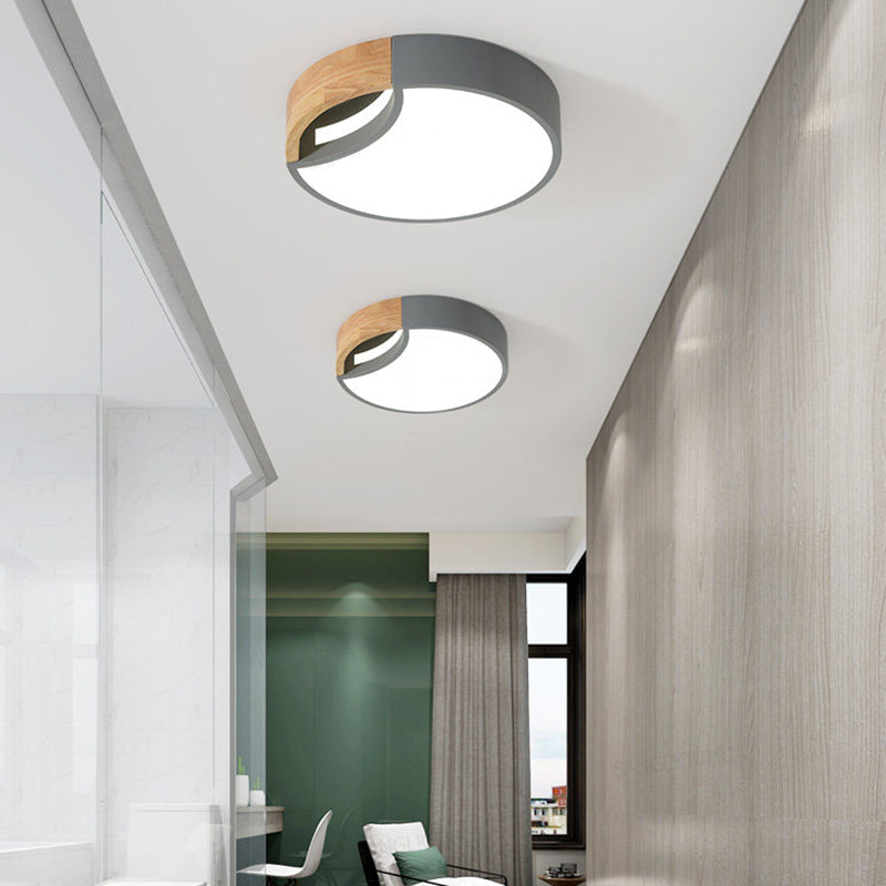 Splicing Rounded Flush Ceiling Light Nordic Iron Grey/White/Green LED Flush Mount in White Light with Wood Grip, 12"/16"/19.5" Wide Clearhalo 'Ceiling Lights' 'Close To Ceiling Lights' 'Close to ceiling' 'Flush mount' Lighting' 369715