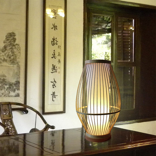 1 Bulb Dining Room Desk Lamp Asian Beige Task Lighting with Lantern Bamboo Shade Clearhalo 'Lamps' 'Table Lamps' Lighting' 369938