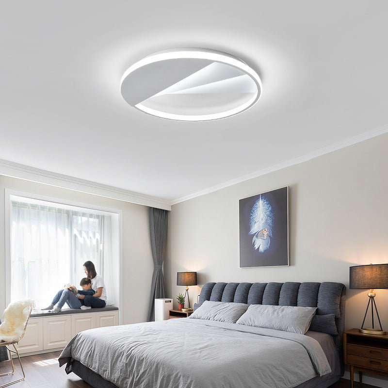 White Aluminum Acrylic Ceiling Lights Flush Mount Modern 18"/21.5" Round Flush Light in Warm/White for Bedroom White 18" Clearhalo 'Ceiling Lights' 'Close To Ceiling Lights' 'Close to ceiling' 'Flush mount' Lighting' 370916