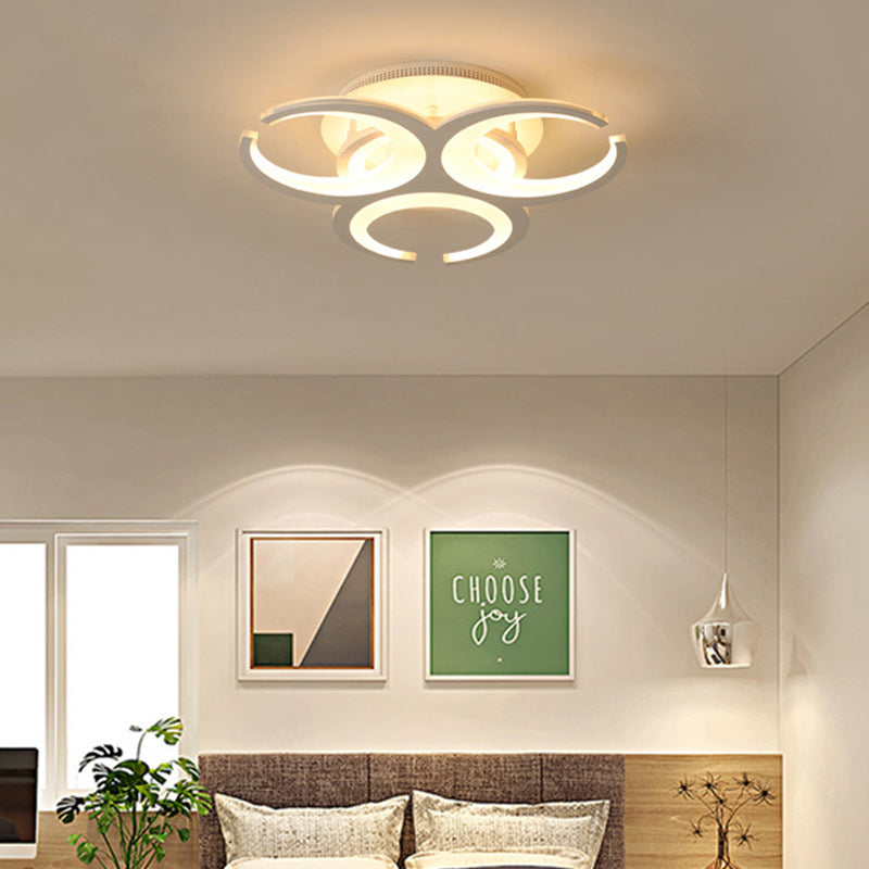 19.5"/23.5" Restaurant Ring LED Ceiling Mount Light Acrylic Contemporary White Flush Light White 19.5" Clearhalo 'Ceiling Lights' 'Close To Ceiling Lights' 'Close to ceiling' 'Semi-flushmount' Lighting' 377319