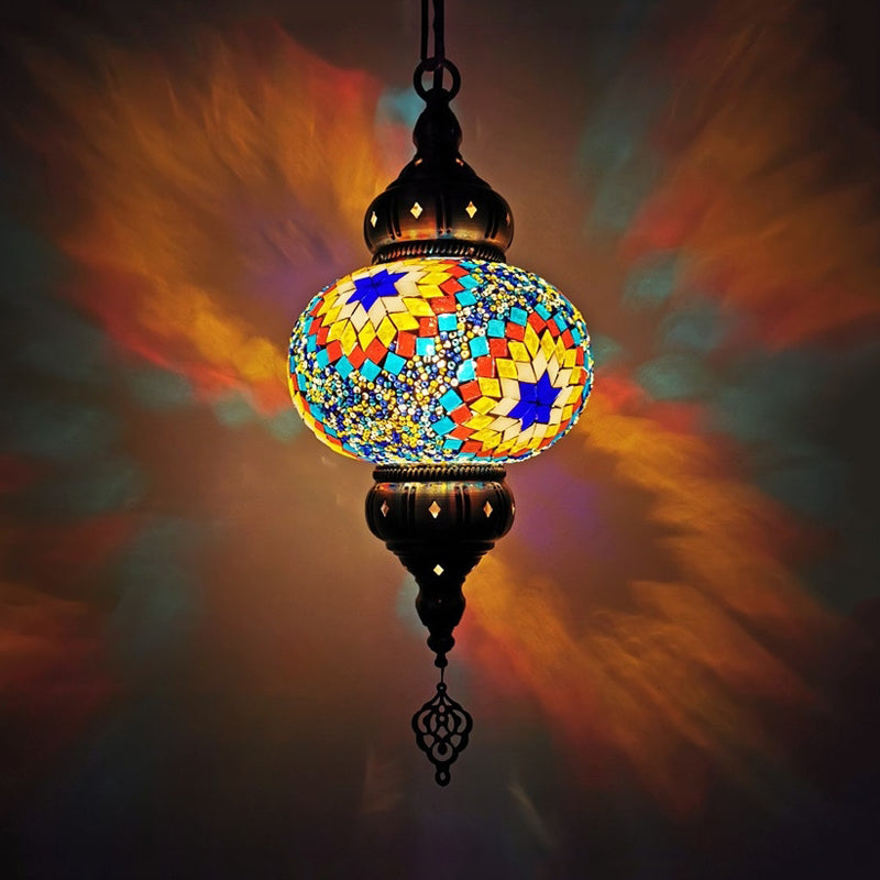 Stained Glass Oval Hanging Light Kit Traditional 1 Head Bedroom Pendant Lighting in White/Red/Orange Clearhalo 'Ceiling Lights' 'Glass shade' 'Glass' 'Pendant Lights' 'Pendants' Lighting' 391370