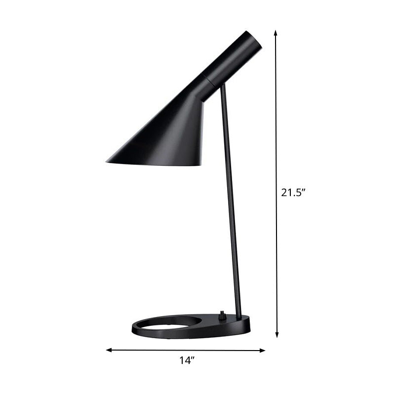 1 Bulb Bedside Task Lighting Modern Black Night Table Lamp with Flared Metal Shade Clearhalo 'Lamps' 'Table Lamps' Lighting' 400775