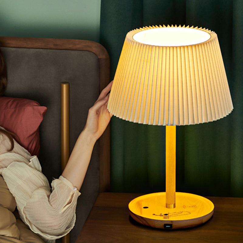 1 Bulb Living Room Table Lamp Modernism Blue/White Desk Light with Flared Fabric Shade White Clearhalo 'Lamps' 'Table Lamps' Lighting' 402106