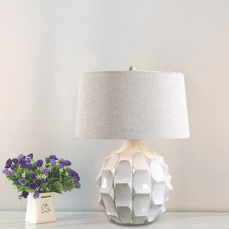 Fabric Tapered Table Light Modernist 1 Bulb Small Desk Lamp in White for Bedroom White Clearhalo 'Lamps' 'Table Lamps' Lighting' 404611