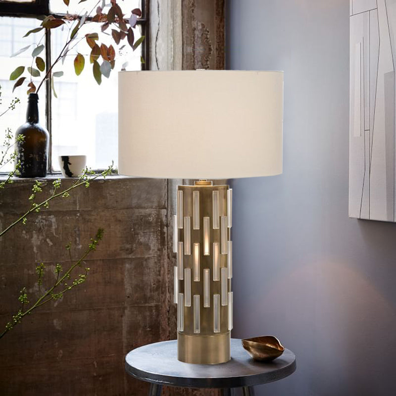 1-Bulb Living Room Night Light Modernist White Metal Table Lamp with Drum Fabric Shade Clearhalo 'Lamps' 'Table Lamps' Lighting' 405669