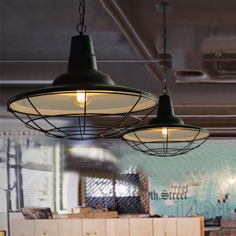 Flat Metal Ceiling Pendant Light with Wire Frame Vintage Stylish 1 Light Restaurant Hanging Lamp in Black Clearhalo 'Art Deco Pendants' 'Black' 'Cast Iron' 'Ceiling Lights' 'Ceramic' 'Crystal' 'Industrial Pendants' 'Industrial' 'Metal' 'Middle Century Pendants' 'Pendant Lights' 'Pendants' 'Rustic Pendants' 'Tiffany' Lighting' 456230