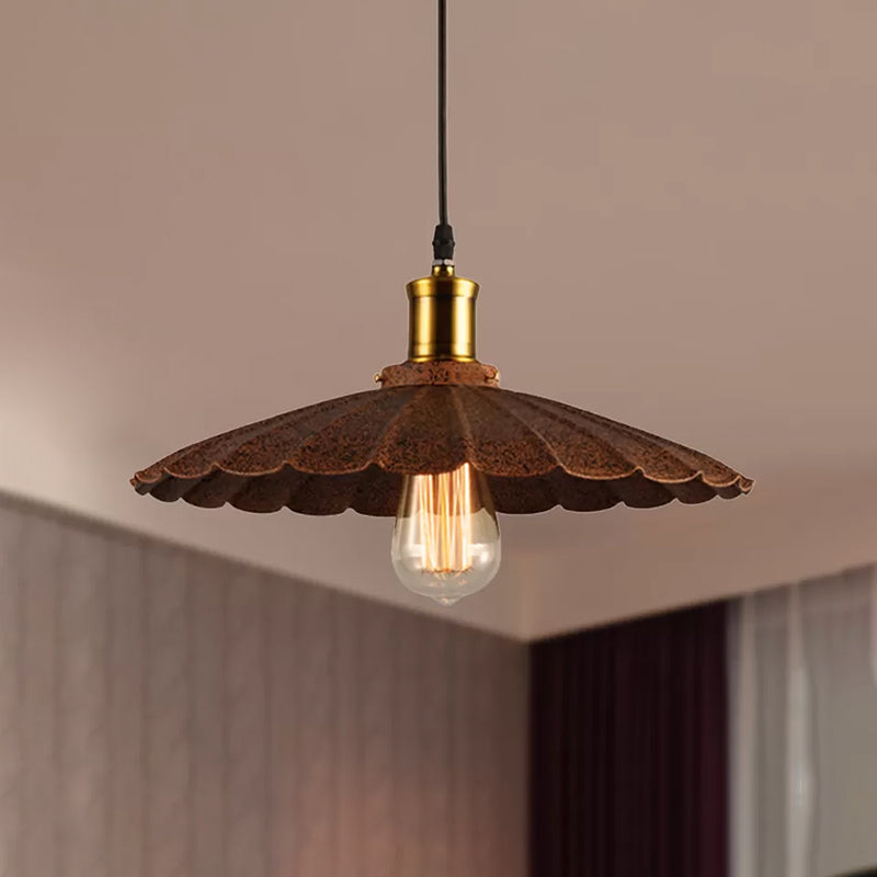 Rust Finish Scalloped Pendant Light Lodge Style Iron 1 Light Kitchen Hanging Lamp, 10"/12" Diameter Clearhalo 'Art Deco Pendants' 'Cast Iron' 'Ceiling Lights' 'Ceramic' 'Crystal' 'Industrial Pendants' 'Industrial' 'Metal' 'Middle Century Pendants' 'Pendant Lights' 'Pendants' 'Tiffany' Lighting' 456285