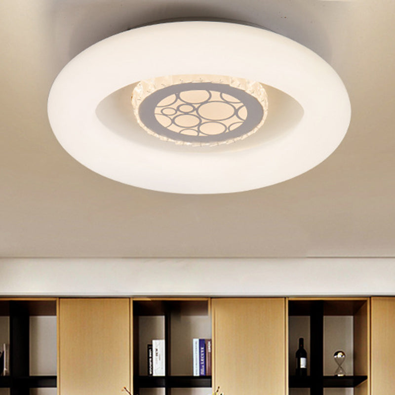 Modern Circle Flush Mount Light Fixture Acrylic Unique White Ceiling Fixture in Natural/White for Bedroom Clearhalo 'Ceiling Lights' 'Close To Ceiling Lights' 'Close to ceiling' 'Flush mount' Lighting' 460633