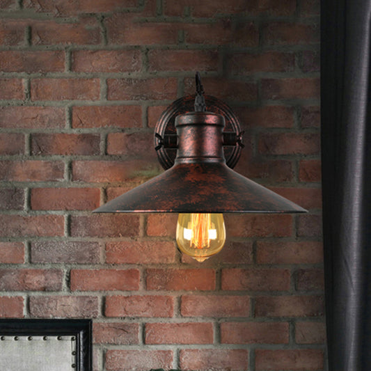 Metallic Saucer Sconce Wall Lighting Antique Style 1 Bulb Corridor Wall Sconce Lamp in Black/Rust Clearhalo 'Art deco wall lights' 'Cast Iron' 'Glass' 'Industrial wall lights' 'Industrial' 'Middle century wall lights' 'Modern' 'Rustic wall lights' 'Tiffany' 'Traditional wall lights' 'Wall Lamps & Sconces' 'Wall Lights' Lighting' 468315