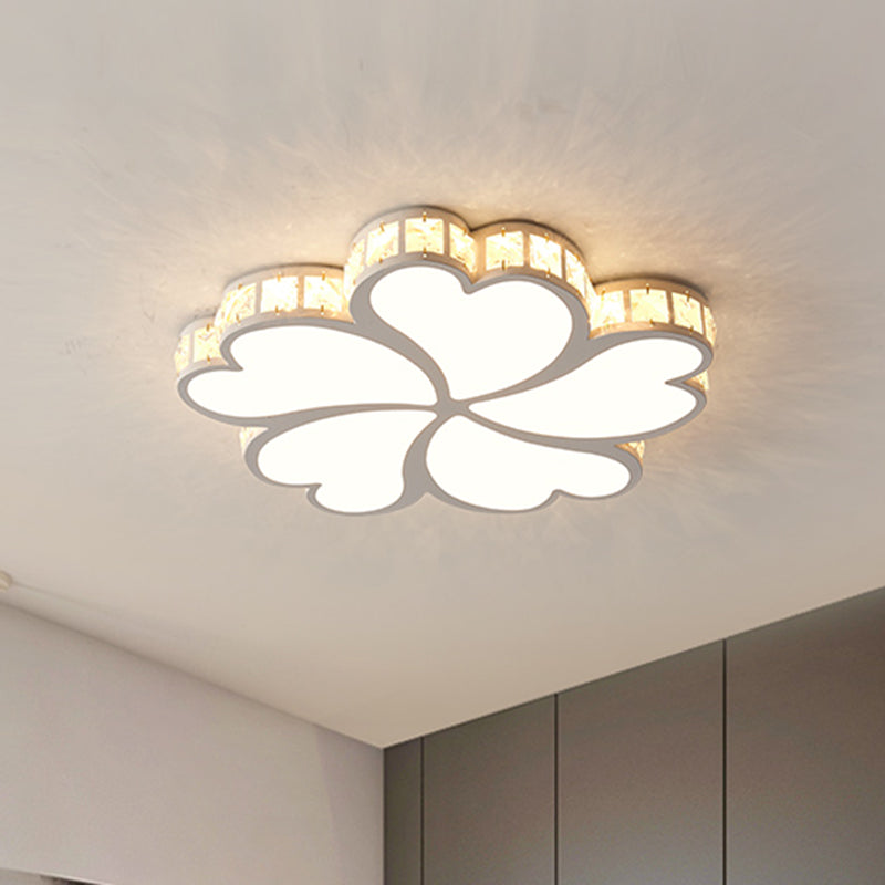Metal Clover Flush Mount Lighting with Clear K9 Crystal Led Contemporary Ceiling Flush Light in Black/White Clearhalo 'Ceiling Lights' 'Close To Ceiling Lights' 'Close to ceiling' 'Flush mount' Lighting' 468496
