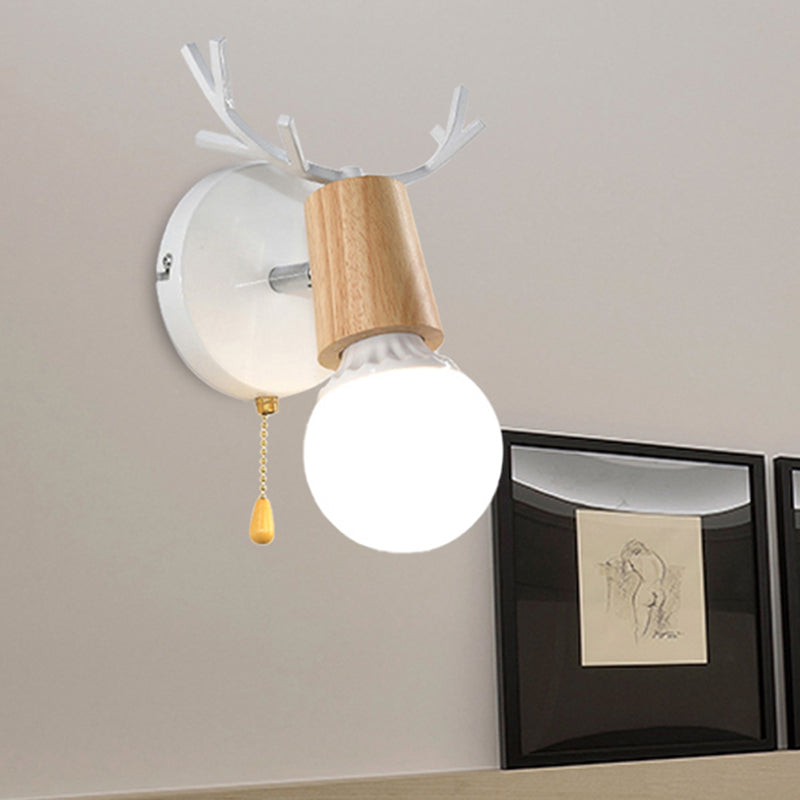 1 Light Bare Bulb Sconce Lamp Modern Style Black/White Finish Metal and Wood Wall Lighting with Deer Horn Clearhalo 'Industrial wall lights' 'Industrial' 'Middle century wall lights' 'Rustic wall lights' 'Tiffany' 'Wall Lamps & Sconces' 'Wall Lights' Lighting' 493980