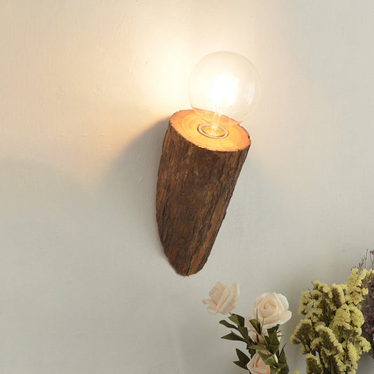 Chamfered Tube Wood Wall Lighting Fixture Countryside 1-Head Living Room Wall Mount Sconce in Brown Clearhalo 'Industrial wall lights' 'Industrial' 'Middle century wall lights' 'Rustic wall lights' 'Tiffany' 'Wall Lamps & Sconces' 'Wall Lights' Lighting' 537670