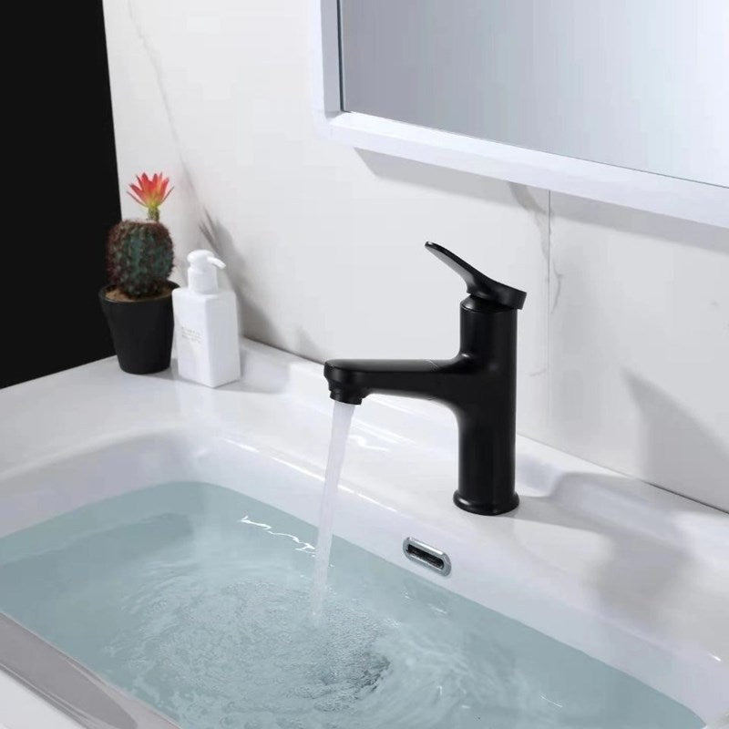 Modern Style Vessel Sink Faucet Lever Handle Copper Retractable Low Arc Vessel Faucet Negro Clearhalo 'bathroom_sink_faucets' 'Conjunta de Baño y Conjunta de Grifo' 'Coronamiento de Baño y Dispositivo de Baño' 'Grifo del lavabo del baño' 'Hogar' 'home_improvement' 'home_improvement_bathroom_sink_faucets' 'Mejoras para el hogar' 6039624