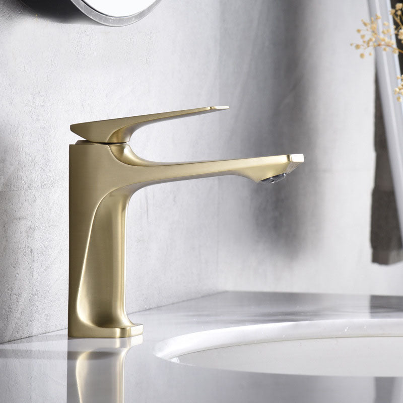 Glam Centerset Faucet Pure Color Basin Lavatory Faucet for Bathroom Gold Clearhalo 'Bathroom Remodel & Bathroom Fixtures' 'Bathroom Sink Faucets' 'Bathroom Sinks & Faucet Components' 'bathroom_sink_faucets' 'Home Improvement' 'home_improvement' 'home_improvement_bathroom_sink_faucets' 6039688
